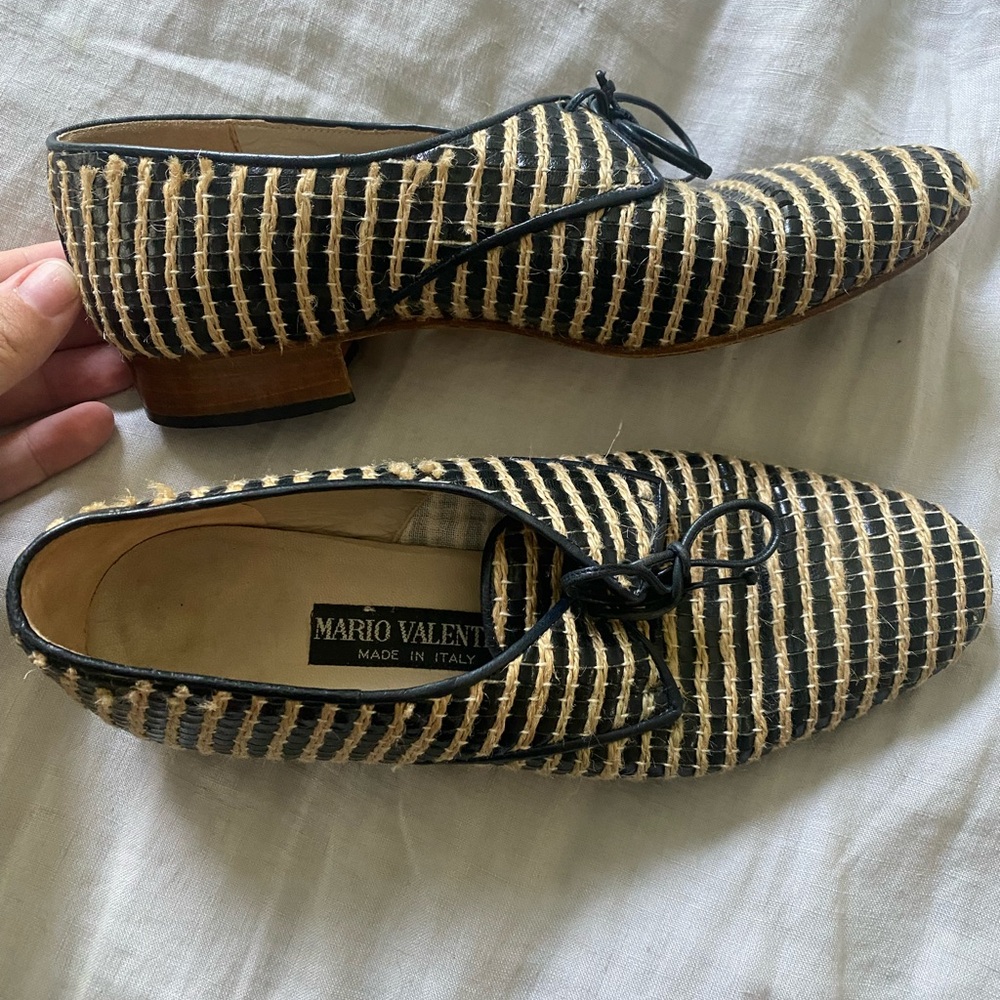 VINTAGE Mario Valentino shoes - size 7B